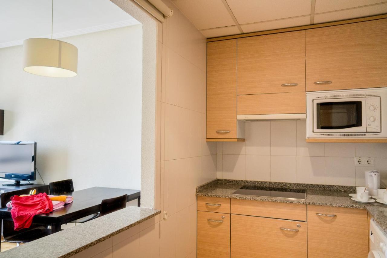 Compostela Suites Madrid Exteriör bild