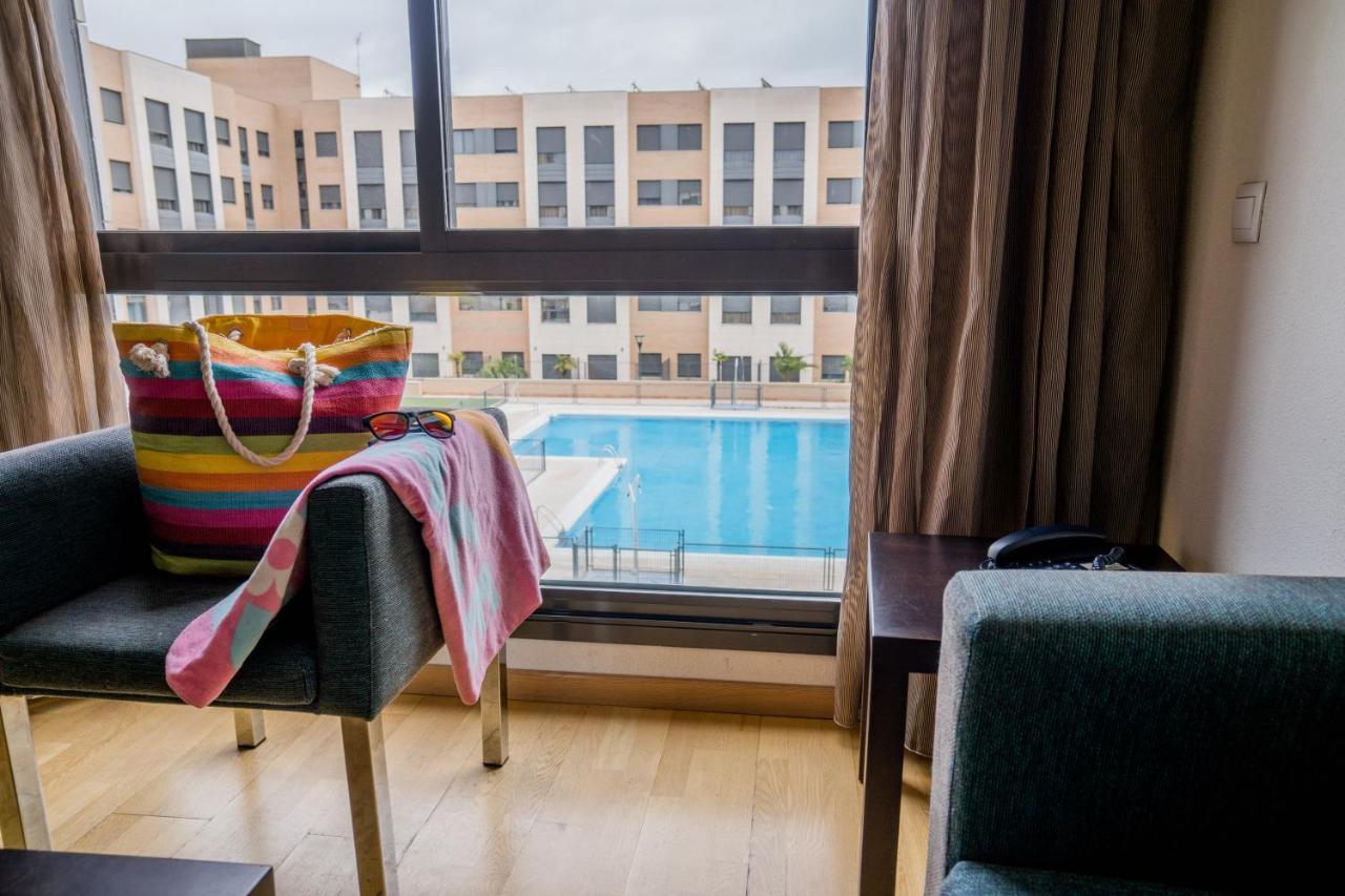 Compostela Suites Madrid Exteriör bild