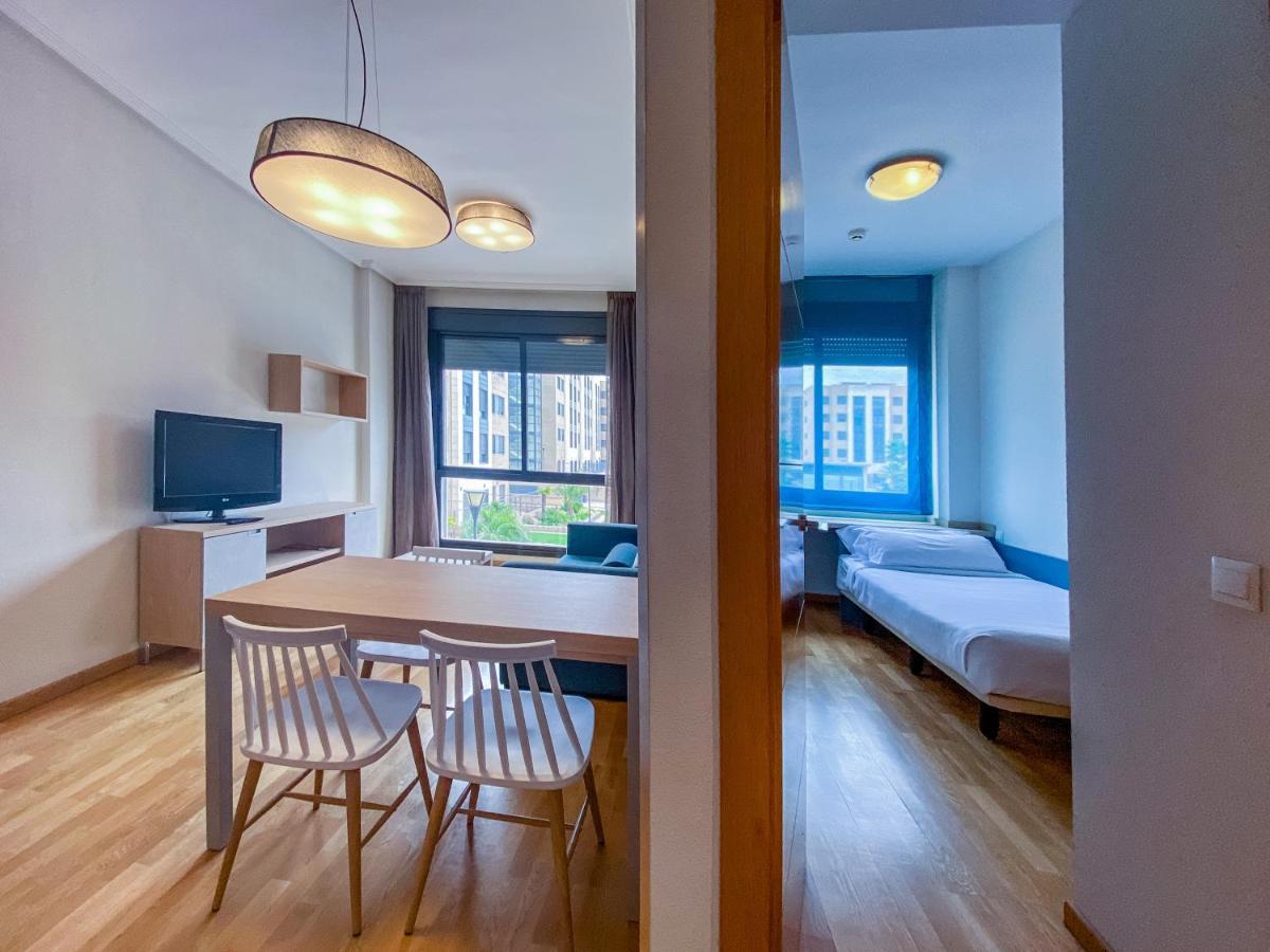 Compostela Suites Madrid Exteriör bild