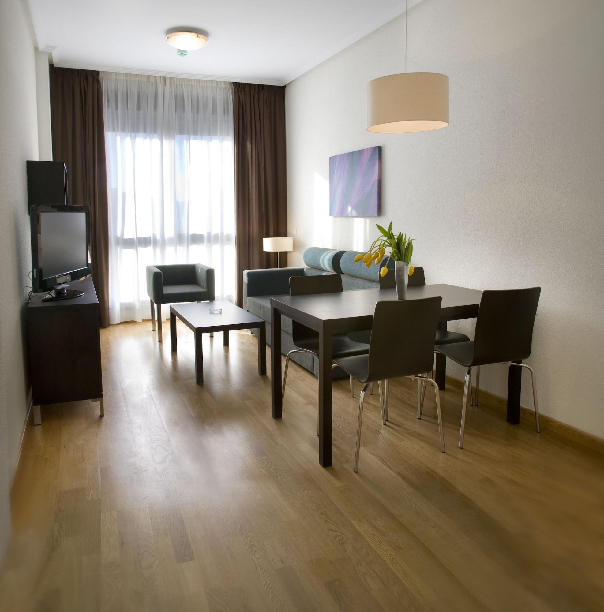 Compostela Suites Madrid Exteriör bild