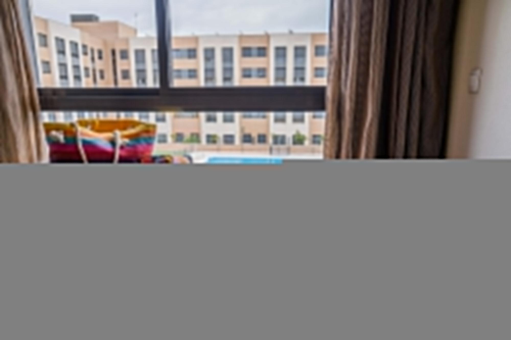 Compostela Suites Madrid Exteriör bild