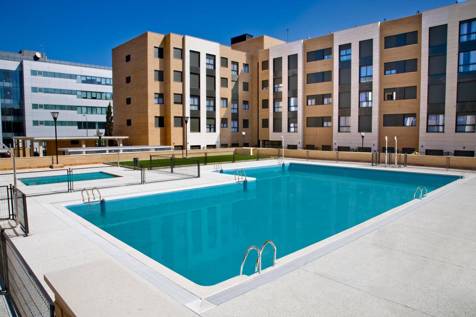 Compostela Suites Madrid Exteriör bild