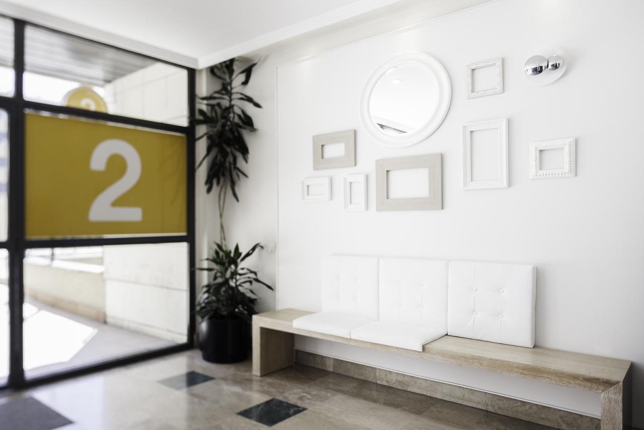 Compostela Suites Madrid Exteriör bild