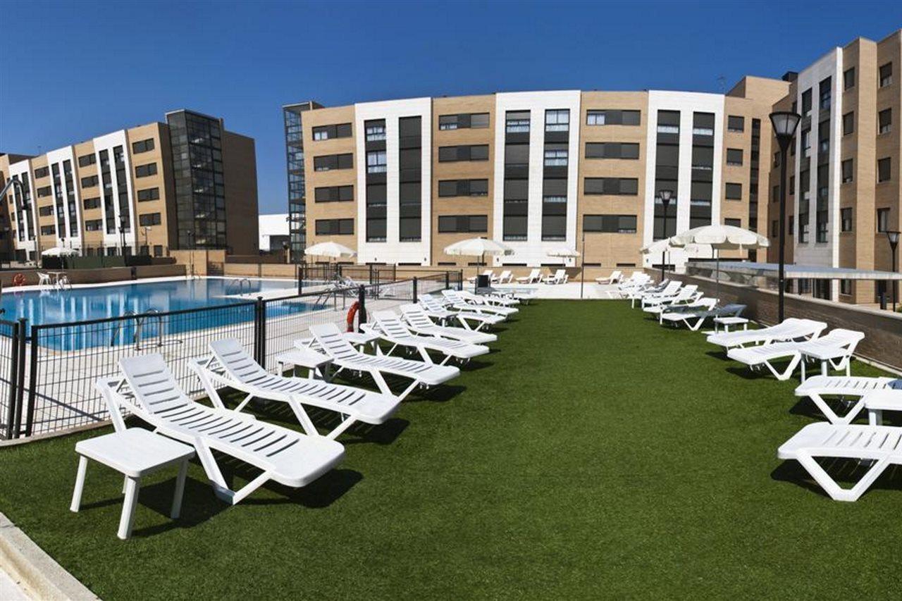 Compostela Suites Madrid Exteriör bild
