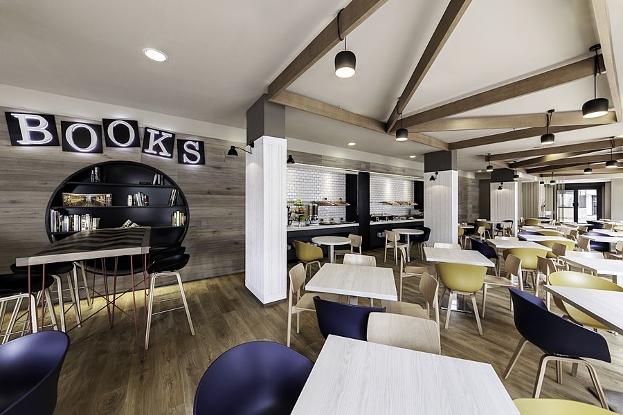 Compostela Suites Madrid Exteriör bild