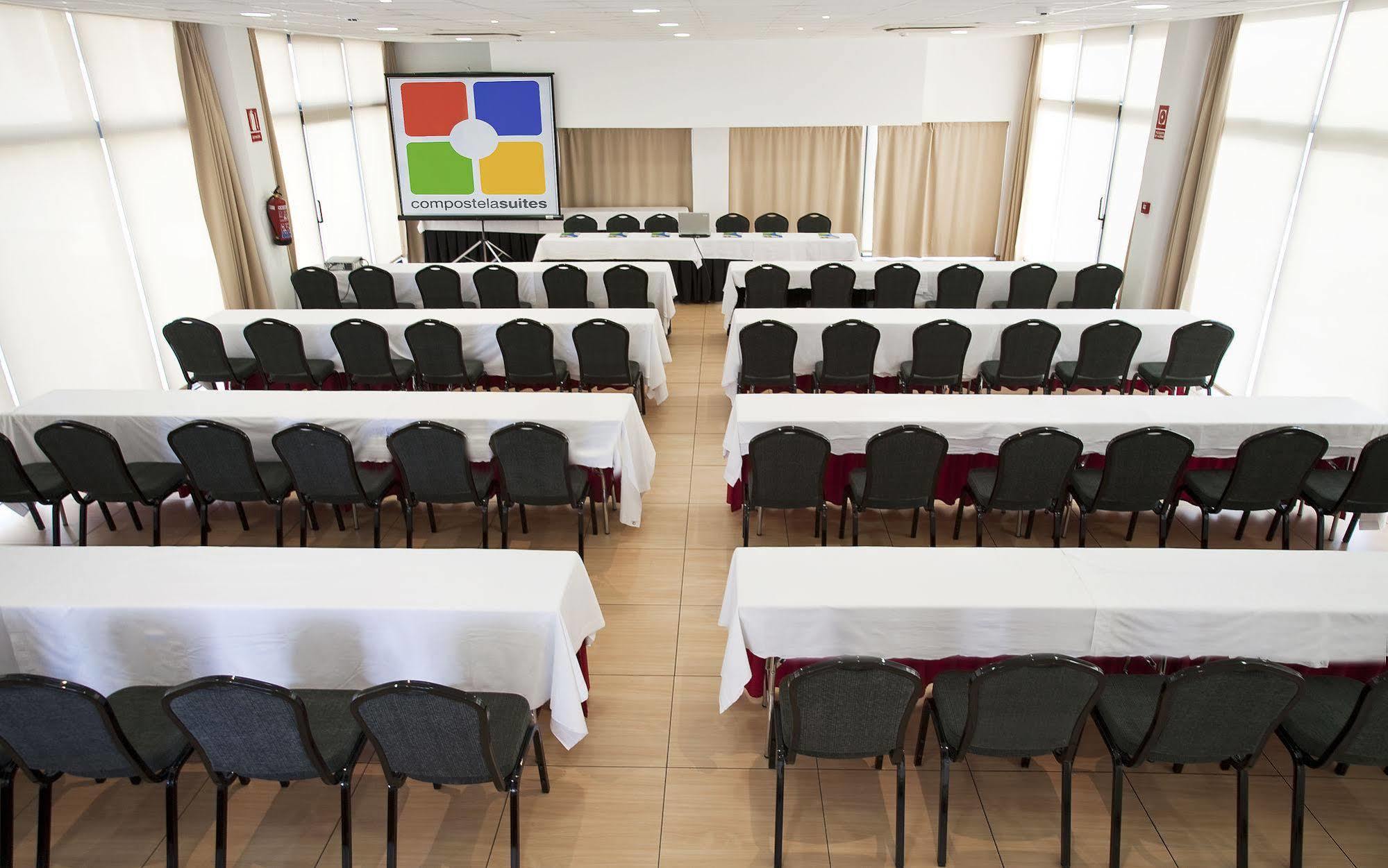 Compostela Suites Madrid Exteriör bild